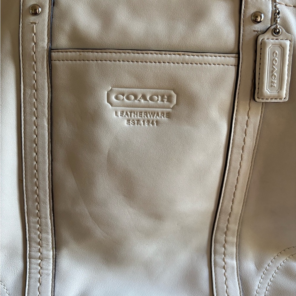 Coach Ivory/Cream Large Leather Tote Buckle Handbag Shoulder Bag